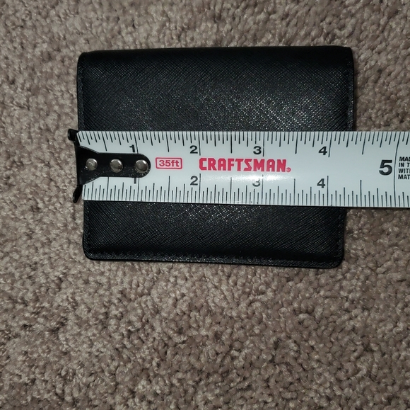 Kate Spade Wallet - Picture 7 of 9